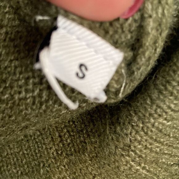 Sweater Small size NWT - Picture 8 of 12